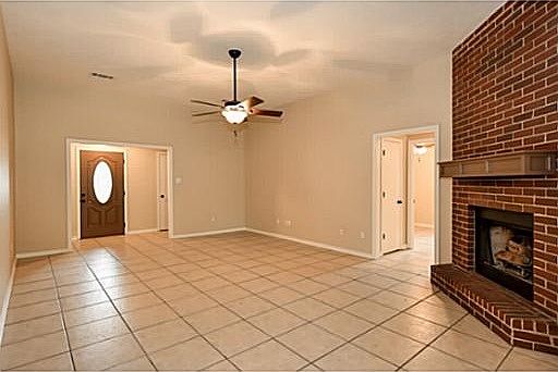 3rd image of 4015 Stony Creek Ln