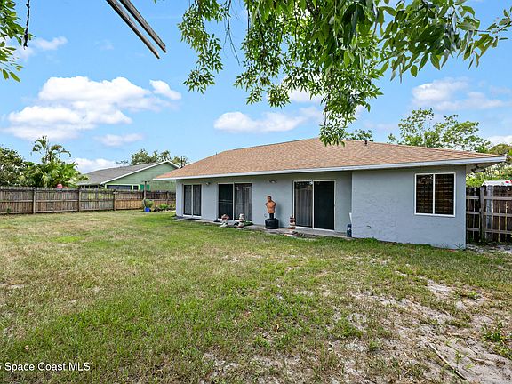 5th image of 581 Jupiter Blvd NW