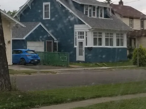 1015 Harrison St, Superior, WI 54880