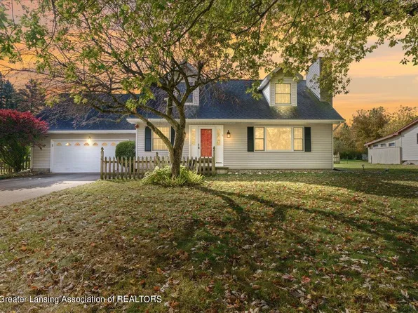 3921 Moonlight Ln, Holt, MI 48842