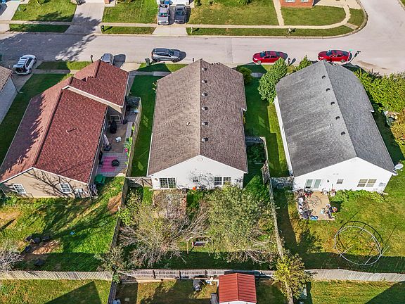4th image of 107 Pickett Ln