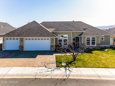 2005 S 87th Ave, Yakima, WA, 98903