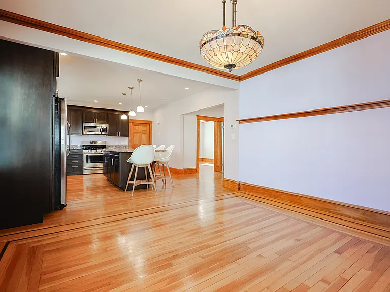 52-54 Clarence St #1 — Photo 18