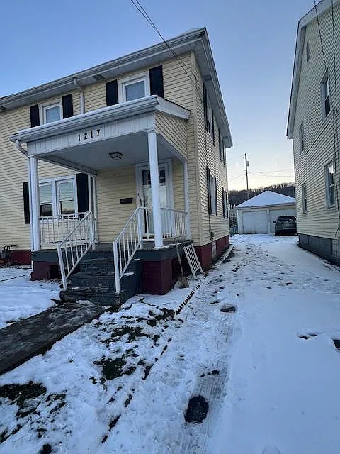 3 bed, 1248 sqft, $1,200 — Photo 2