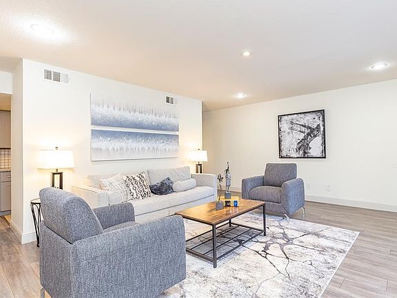 3rd image of 12633 Memorial Dr APT 171