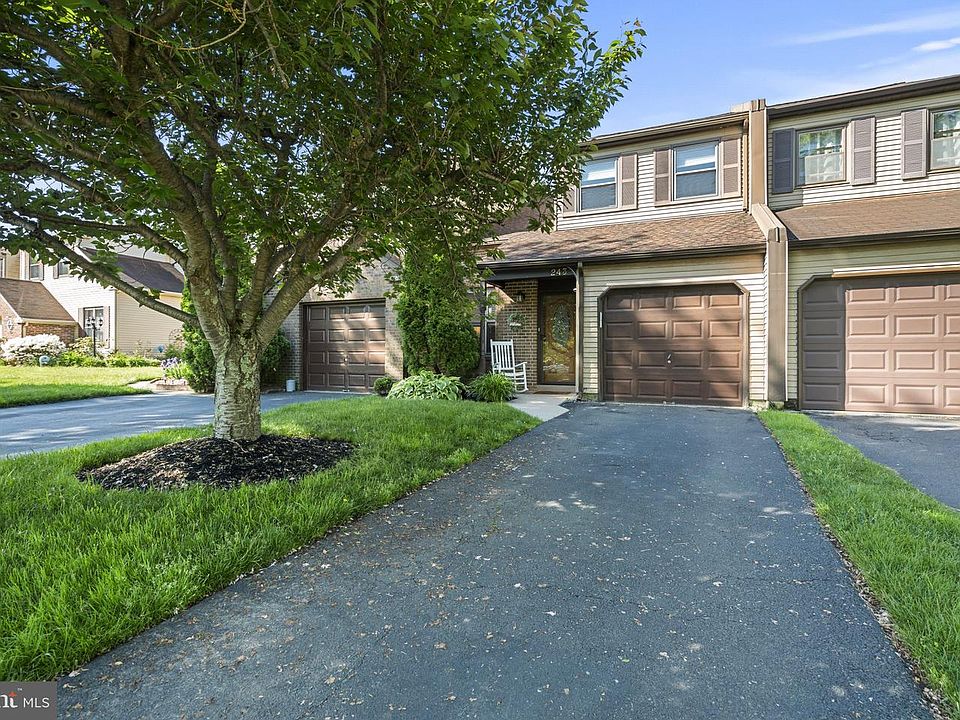 1st image of 243 Parkview Way