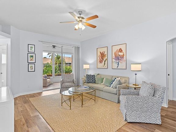3rd image of 865 NW Sorrento Lane