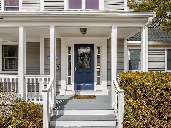 3rd image of 20 Cornhill Road