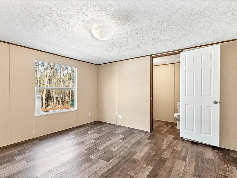 200 Boardwalk Dr — Photo 16