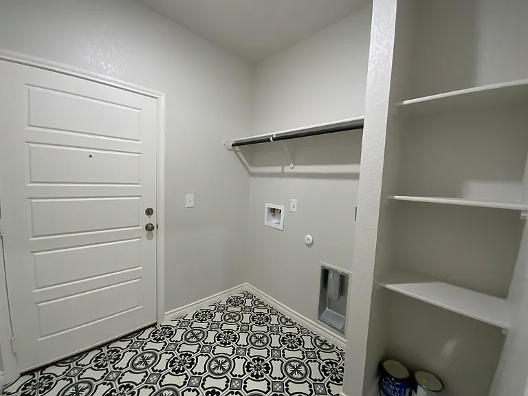 3103 Pistoia Trl — Photo 19