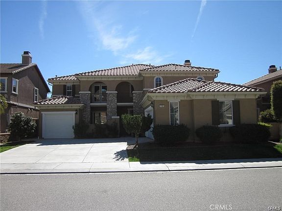 2nd image of 27086 Pumpkin St