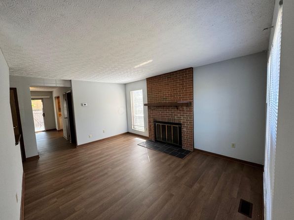 1305 Palmer House Ct #D