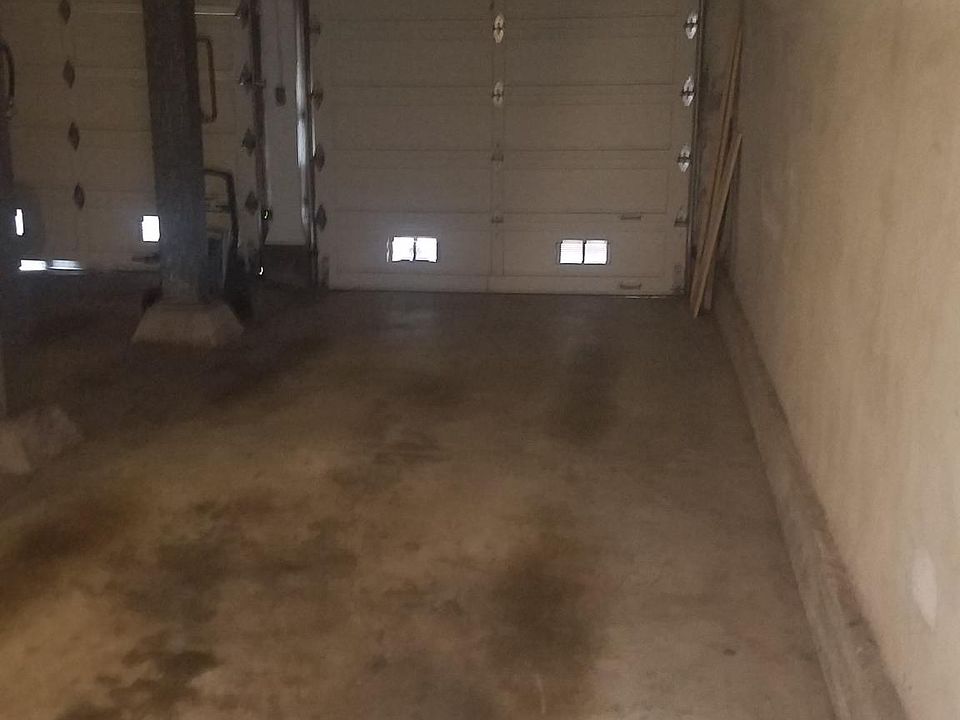 2nd image of 3734 Irving St