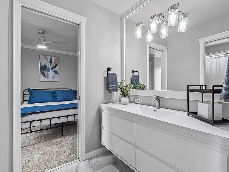 4259 N Chatterton Ave — Photo 35