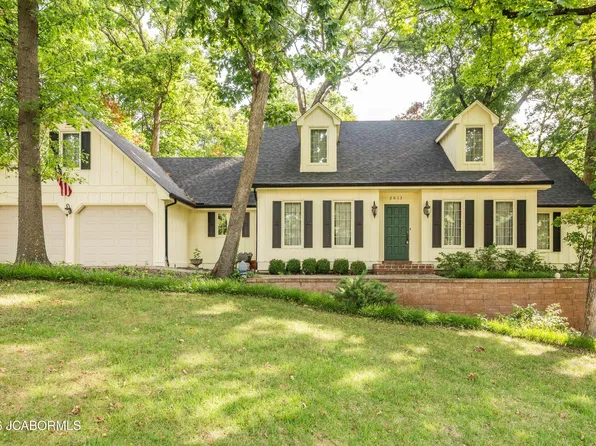 2013 Chickadee Rd, Jefferson City, MO 65101