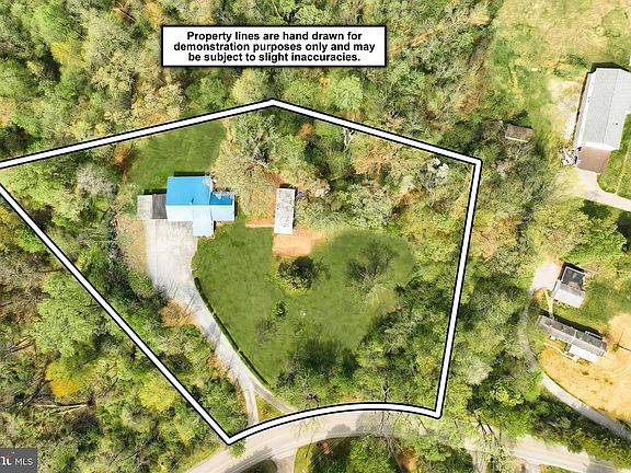 3rd image of 219 Butter Rd