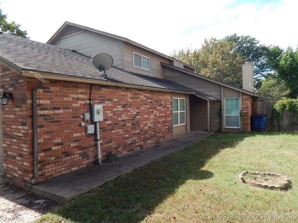 tulsa-oklahoma-440335500 picture