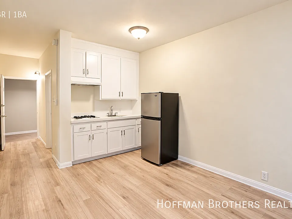 1814 Pacific Ave #207