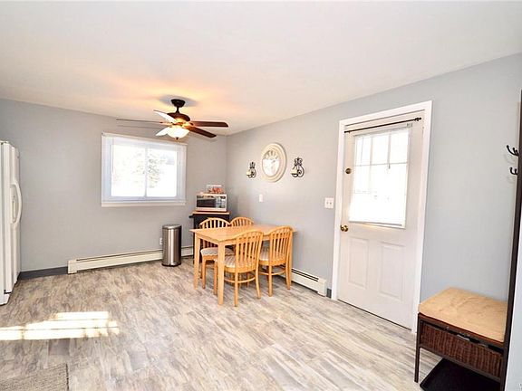 3rd image of 37 Eldred Ave