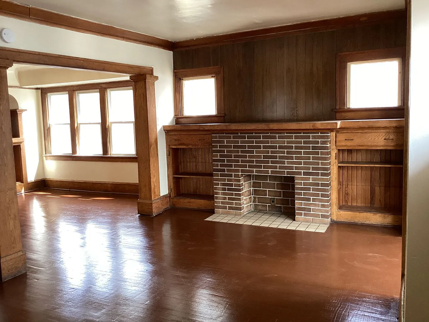 3730-3732 W Roberts St — Photo 1