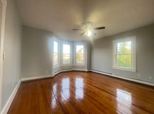 52 Hope St #52, Pawtucket, RI 02860