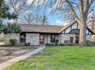 312 E Columbia St, Weatherford, TX 76086