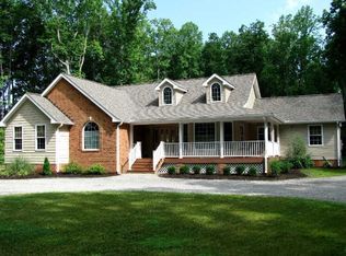 237 Forest Green Rd, Reedville, VA 22539