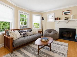 9 Seagrave Rd #1, Cambridge, MA 02140