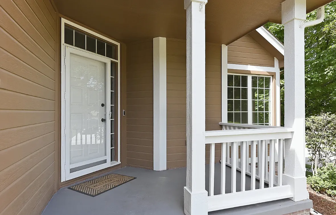 4 bed, 4.0 bath, 3011 sqft, $2,800 — Photo 3