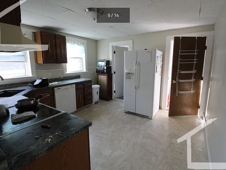 34 Dow St #2 — Photo 6