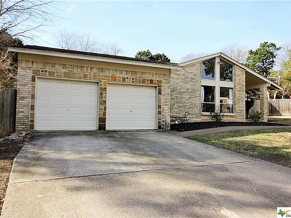 4th image of 1202 Holly Ct