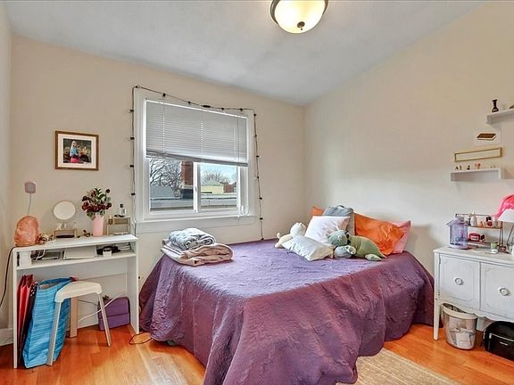 4th image of 10 Bynner St