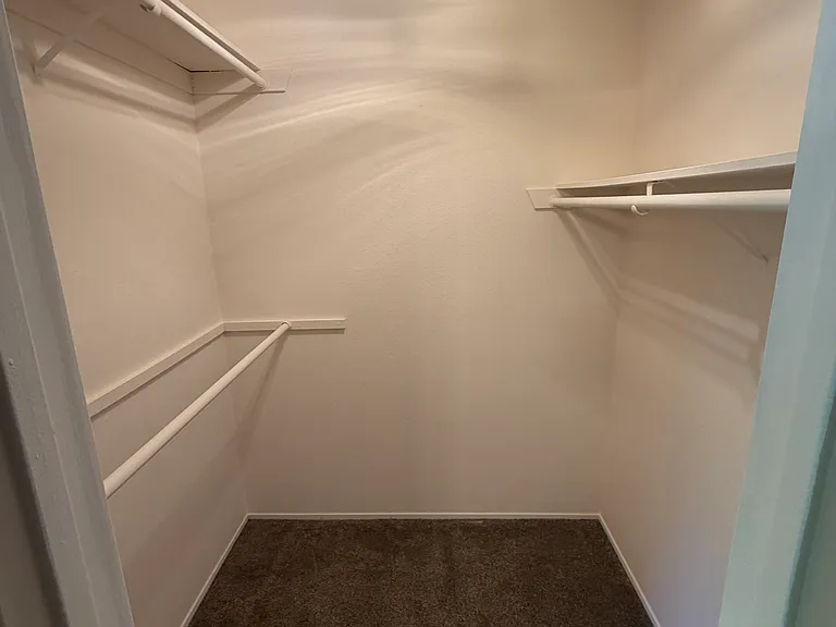 2223 Bridlewood Dr — Photo 14