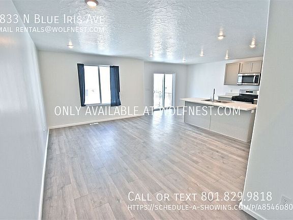 4th image of 1833 N Blue Iris Ave