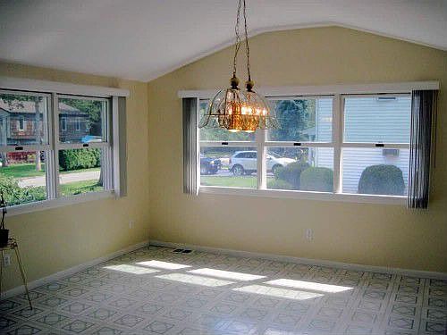 5th image of 160 Clinton Ave