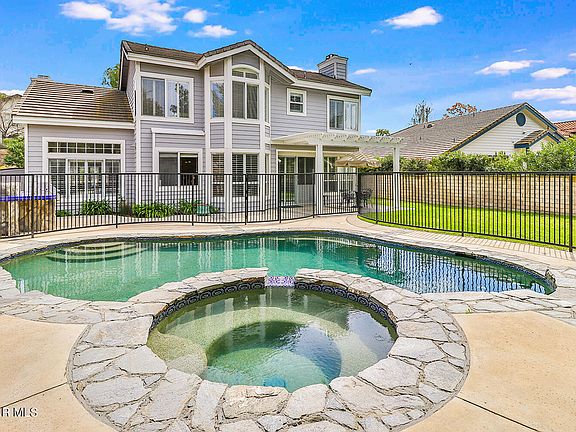 4th image of 1611 Shadow Oaks Pl