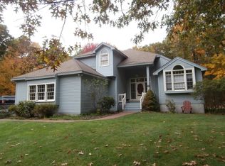 45 Sharon Rd, Windham, NH 03087