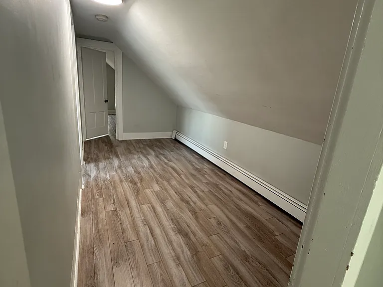 145 Maple St — Photo 25