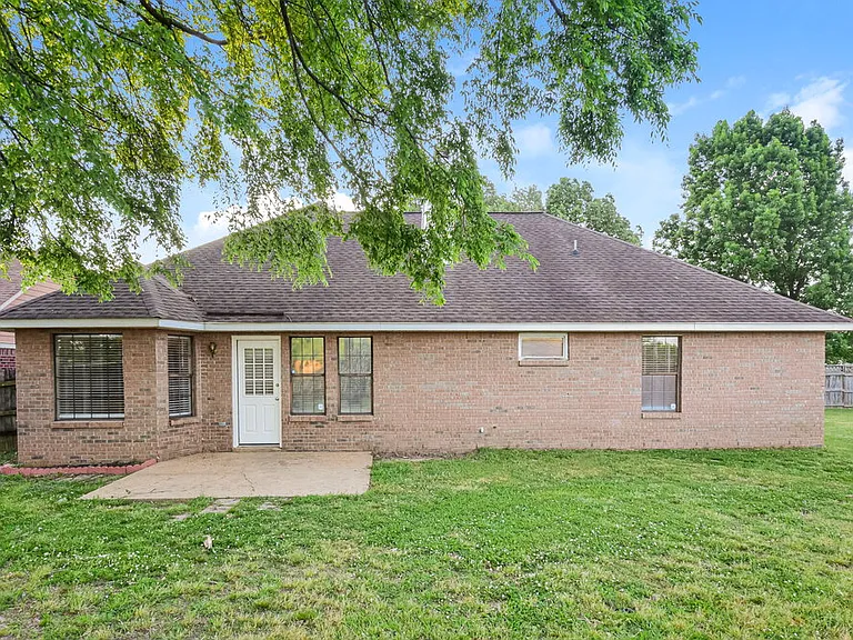 7117 Goodman Ridge Dr — Photo 16