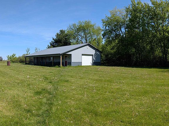 3rd image of 33968 Myelle Rd