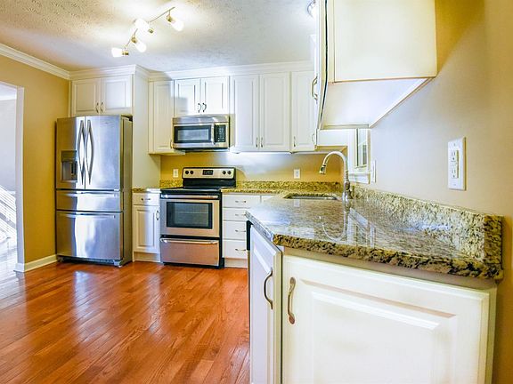 4th image of 3804 Abdul Ct