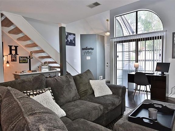 4th image of 1263 Red Tail Hawk Ct Unit 3