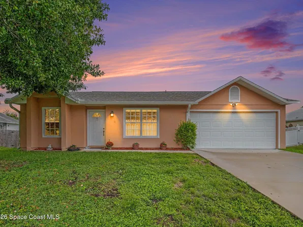 1685 Hawksbill St NW, Palm Bay, FL 32907