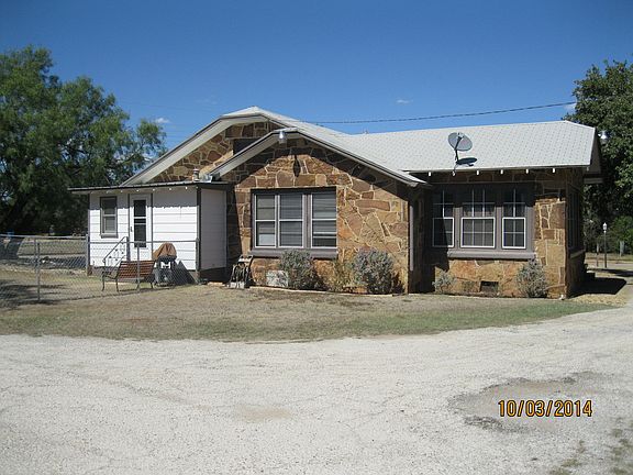 4th image of 907 W Hullum St