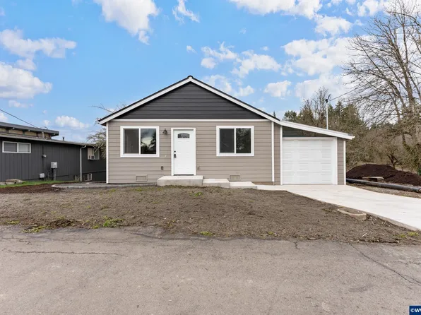 5373 Faith Ave NE, Salem, OR 97305