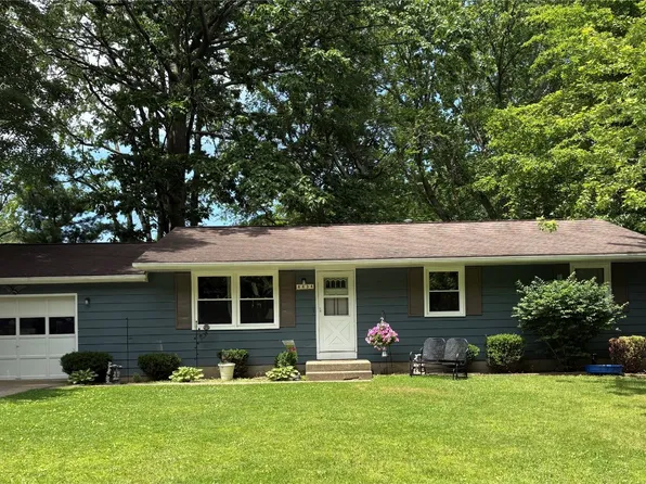 4434 Emmett Dr, Erie, PA 16511