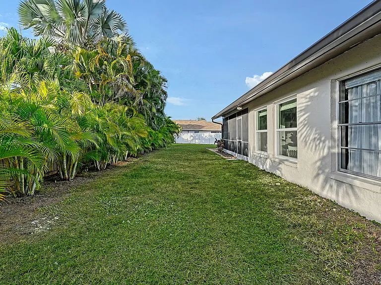 5462 Creeping Hammock Cir — Photo 43
