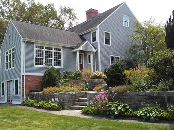 4th image of 212 Tobacco St