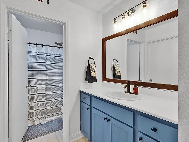 2212 Falcon Dr — Photo 7