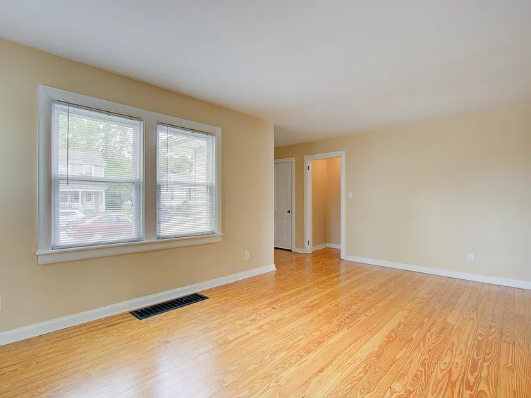 100 W Central Ave — Photo 12